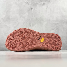 闪电版 NORDA 001 Dyneema CNY 红色货号:TFO001MVMN尺码:36 36.5 闪电版 NORDA 001 Dyneema CNY 红色货号:TFO001MVMN尺码:36 36.5