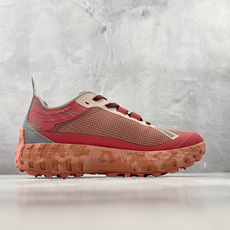 闪电版 NORDA 001 Dyneema CNY 红色货号:TFO001MVMN尺码:36 36.5 闪电版 NORDA 001 Dyneema CNY 红色货号:TFO001MVMN尺码:36 36.5