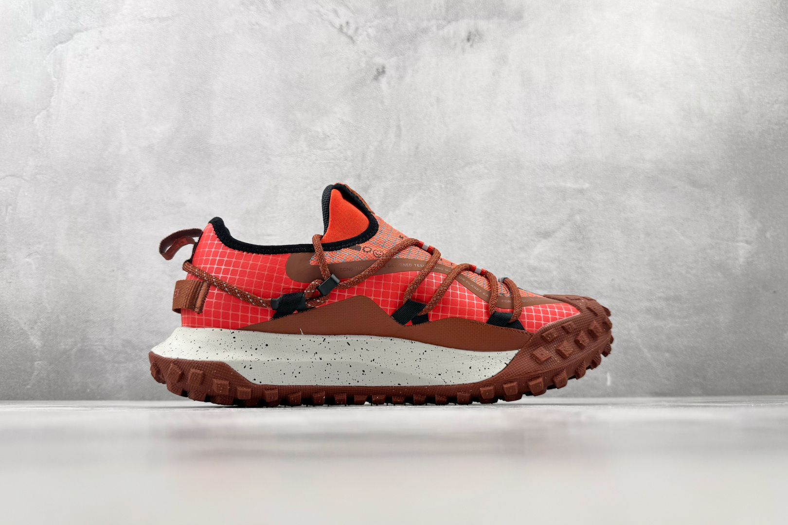 N版 本地东南亚订单   Nike ACG Mountain Fly Low Gore-Tex 红色货号