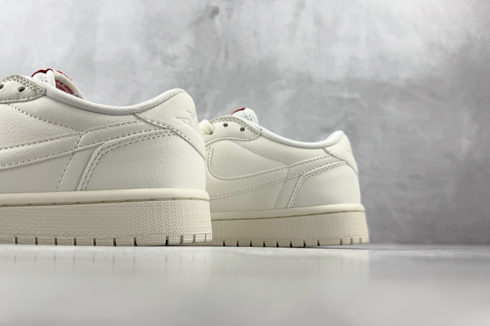 K2 Jordan Air Jordan 1 Retro OG 白色 货号：HQ6998-100 尺码：36 36.5 