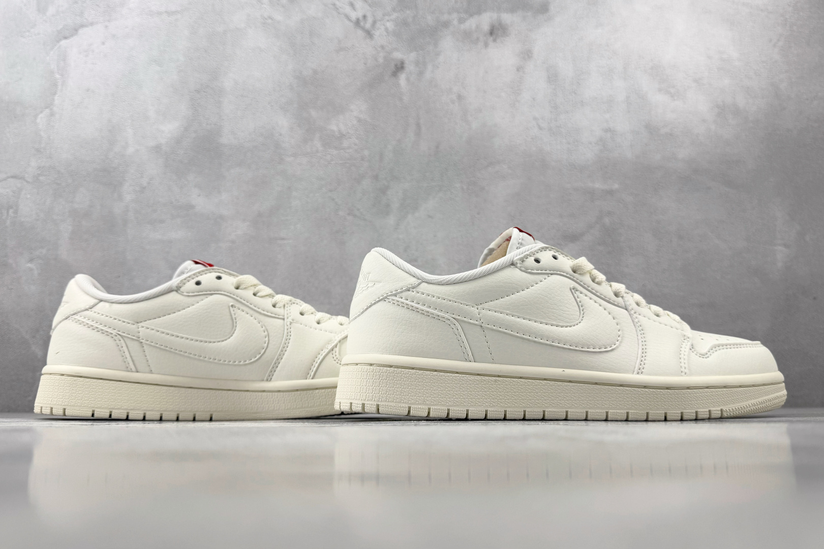 K2 Jordan Air Jordan 1 Retro OG 白色 货号：HQ6998-100 尺码：36 36.5 