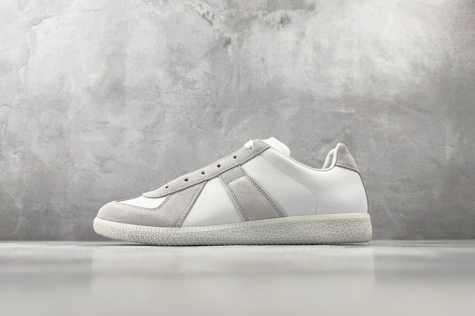LJ渠道 Maison Margiela 梅森马吉拉 Replica 白色 尺码：35.5 36 36.5 37.5 3