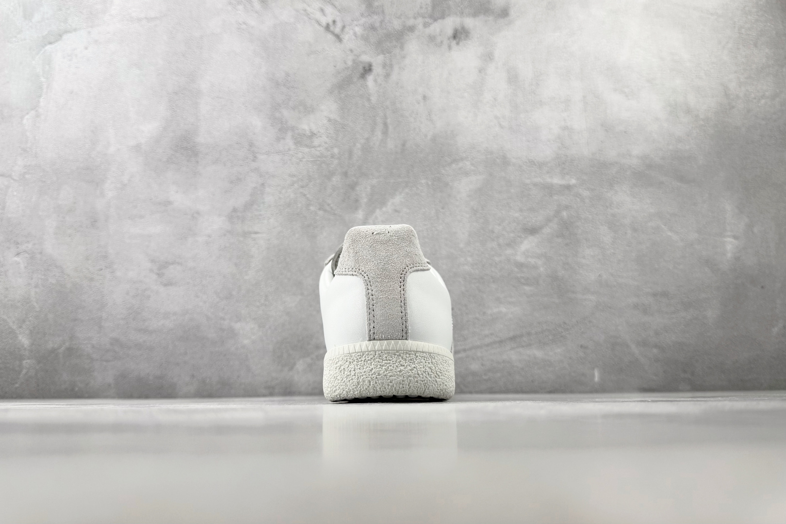 LJ渠道 Maison Margiela 梅森马吉拉 Replica 白色 尺码：35.5 36 36.5 37.5 3