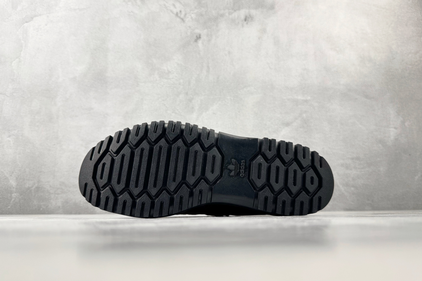 R 版出口订单 adidas originals Samba WTR 黑色 货号：KI6278 尺码：35.5 36 3