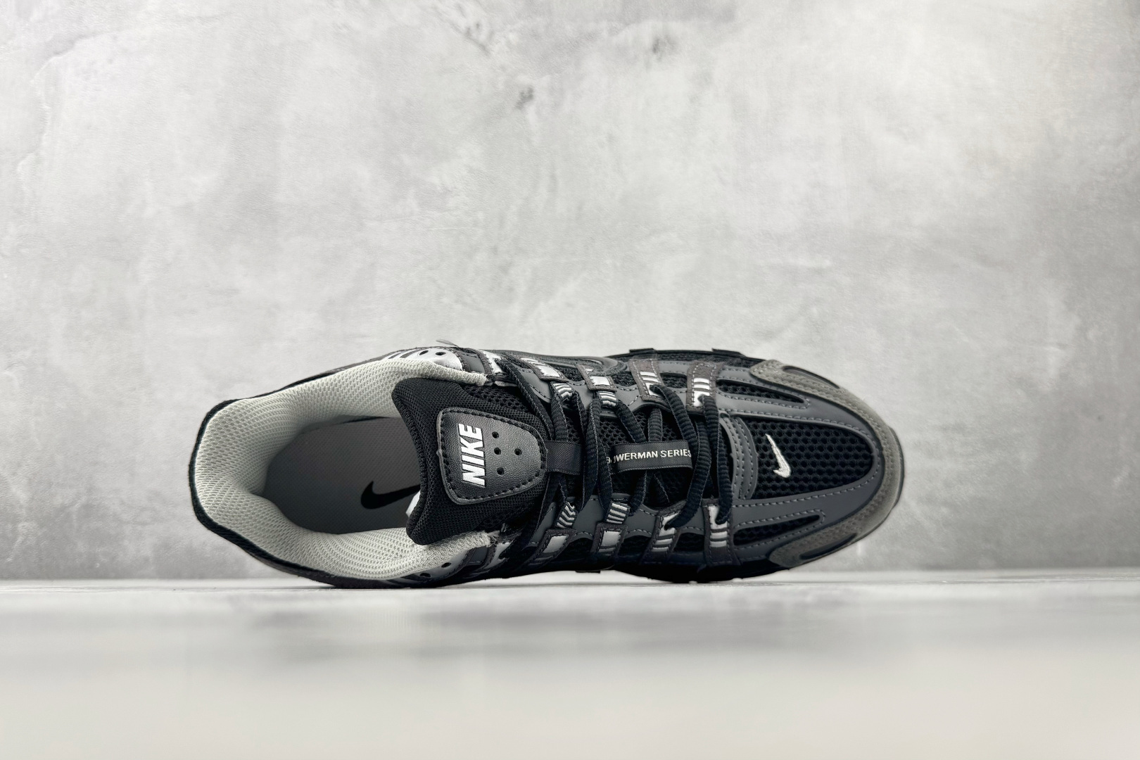 HN Nike P-6000 黑色 货号：HF0015-002 尺码：36 36.5 37 38.5 39 40 40.