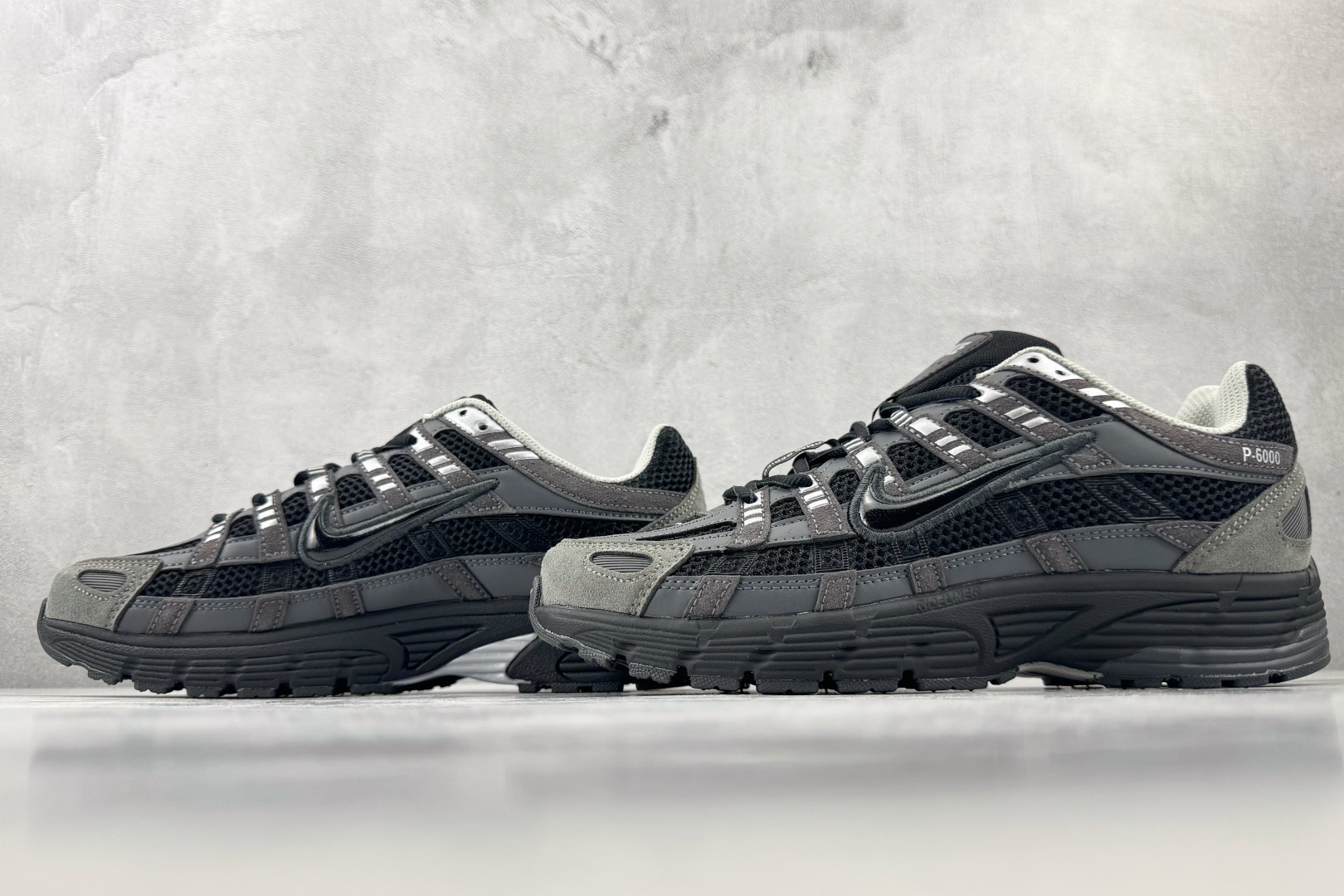 HN Nike P-6000 黑色 货号：HF0015-002 尺码：36 36.5 37 38.5 39 40 40.