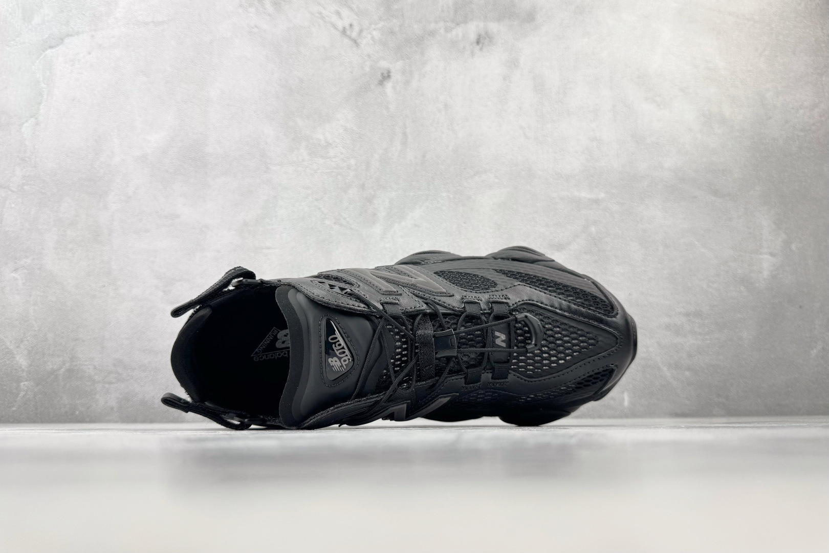 C 版 大厂出品 New Balance NB 9060 黑色 货号：U90604SC 尺码：36 36.5 37 38