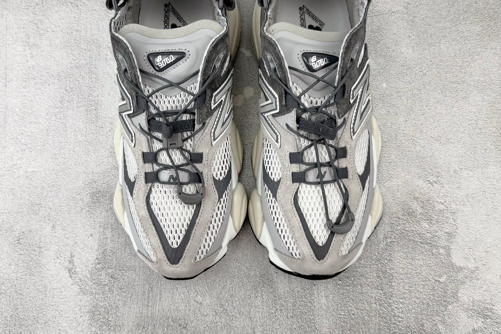 C 版  大厂出品  New Balance NB 9060 Summer Raincloud 白灰 货号：U90603