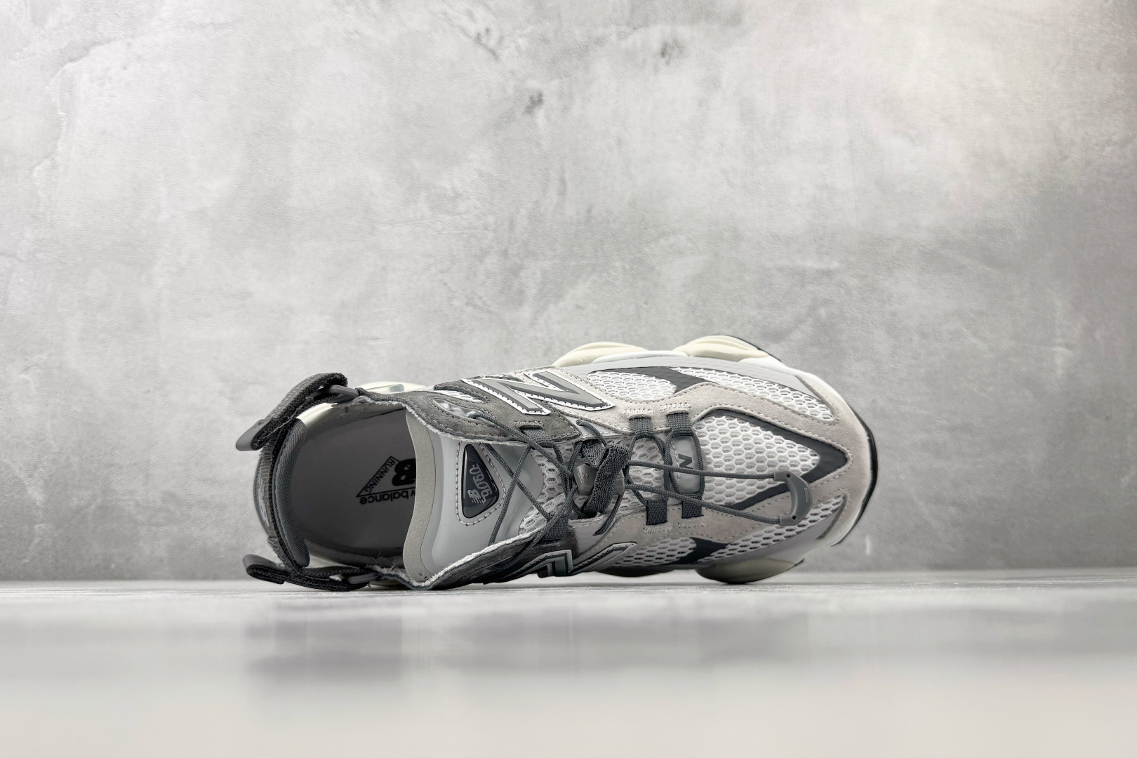 C 版  大厂出品  New Balance NB 9060 Summer Raincloud 白灰 货号：U90603