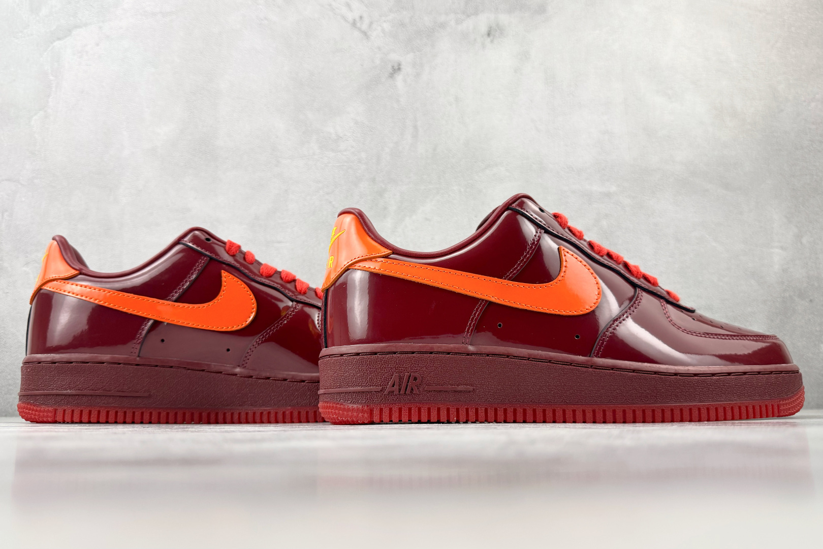 SF 原厂特供 Nike Air Force 1 Patent Pack 红色 货号:IO4489-601 尺码:35. SF 原厂特供 Nike Air Force 1 Patent Pack 红色 货号:IO4489-601 尺码:35.
