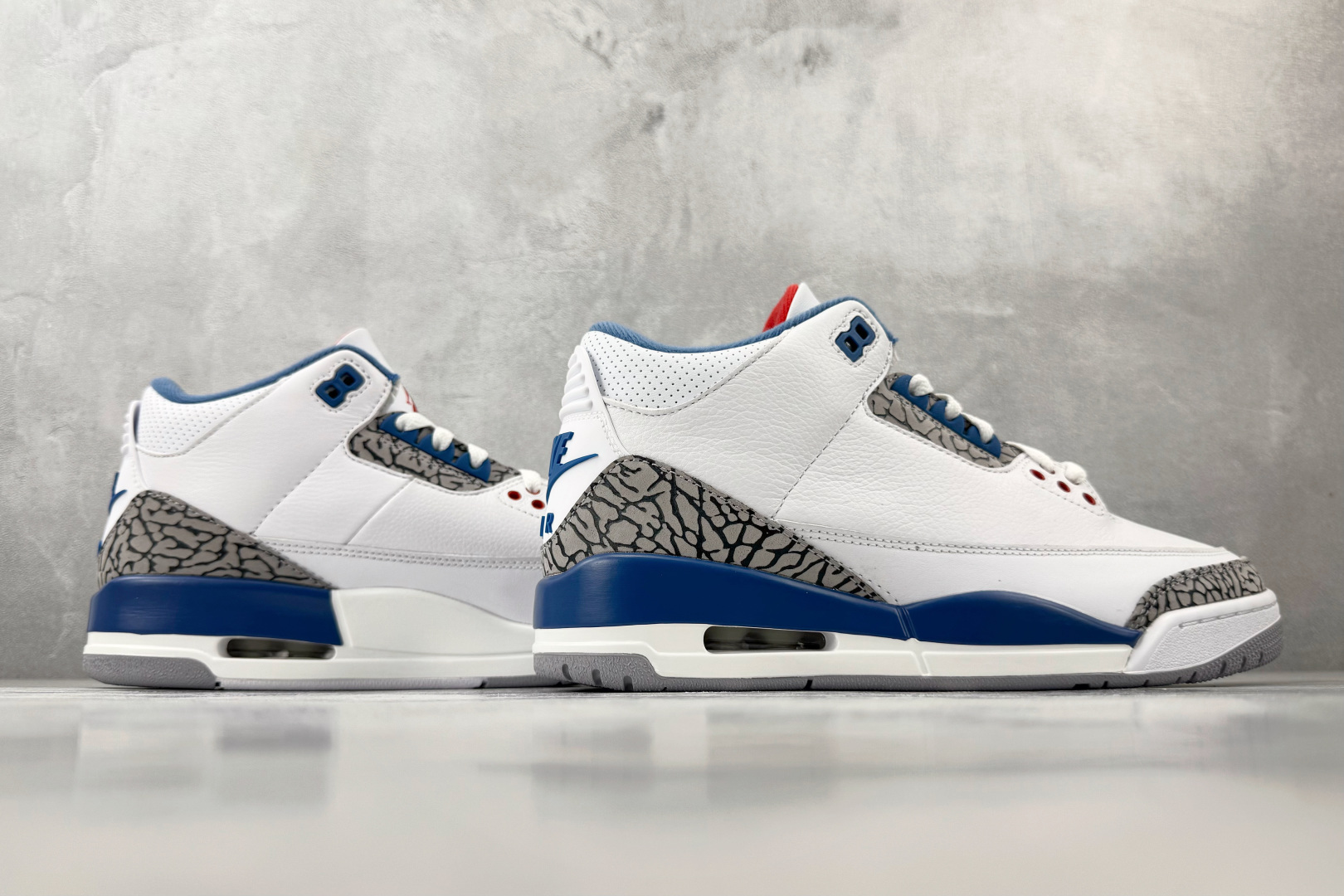 LW 外贸专供 Jordan Air Jordan 3 Retro True Blue 白蓝灰 货号：IF4396-10