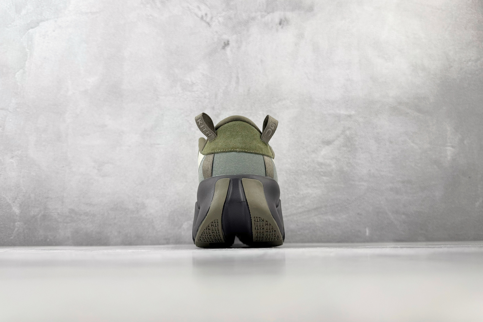HC On × KITH K-Tech 2 橄榄绿 货号 ：3MG 尺码：36 36.5 37 38.5 39 40 4