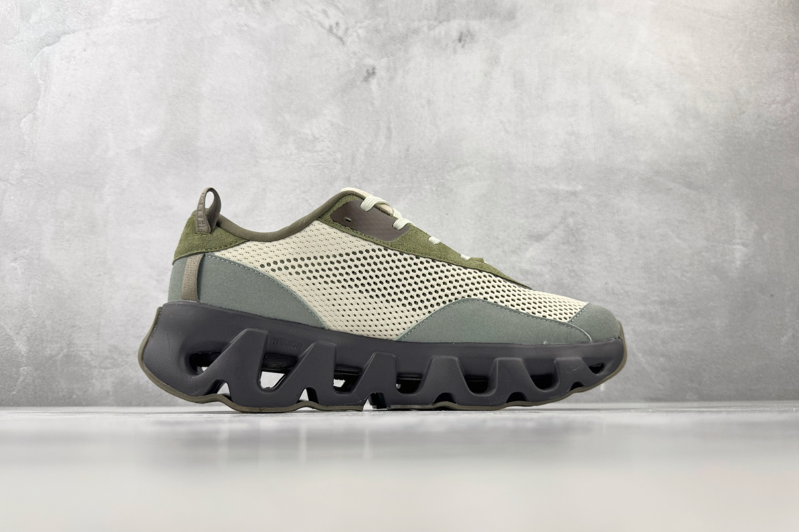 HC On × KITH K-Tech 2 橄榄绿 货号 ：3MG 尺码：36 36.5 37 38.5 39 40 4