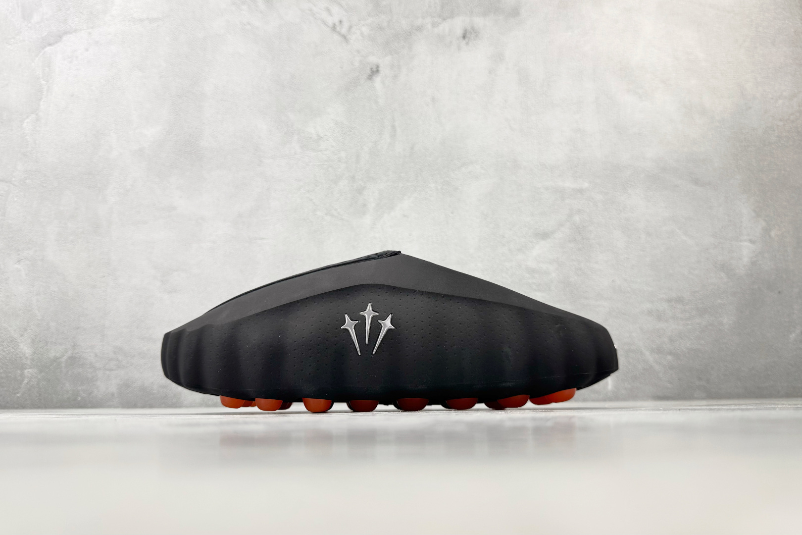 N版 东南亚订单 Nike Mind 001 黑橙 货号：HY5028-101 尺码：40 40.5 41 42 42.
