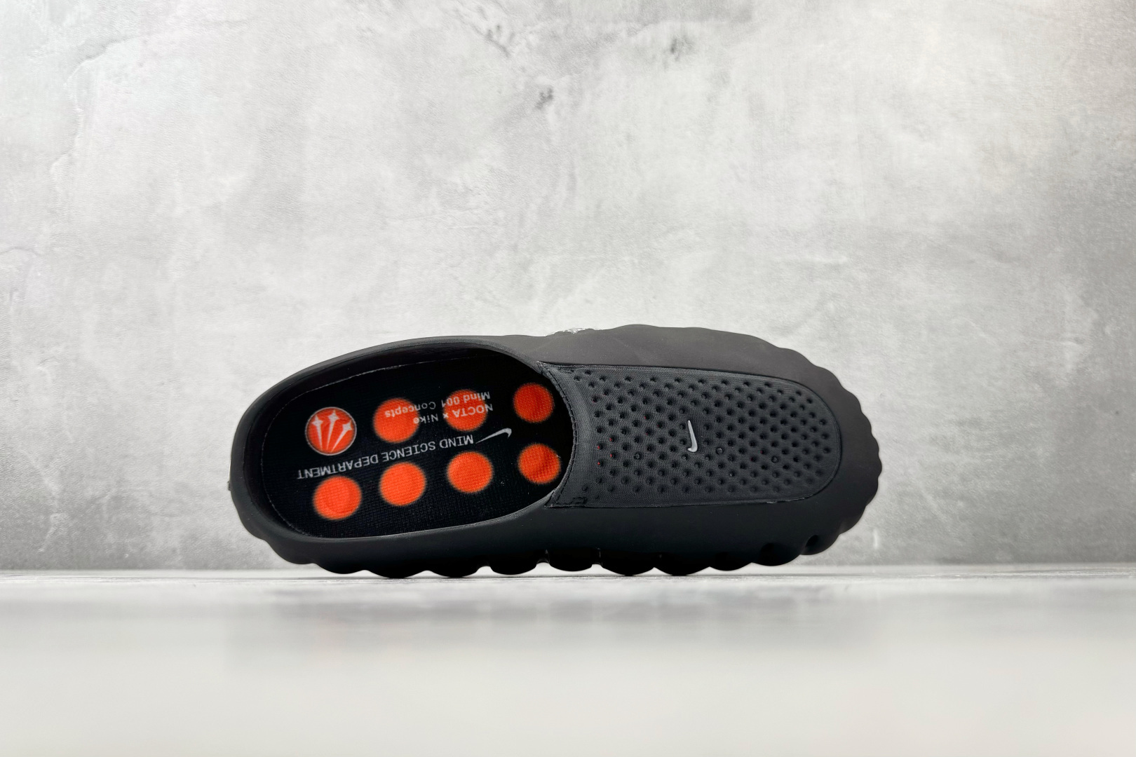 N版 东南亚订单 Nike Mind 001 黑橙 货号：HY5028-101 尺码：40 40.5 41 42 42.