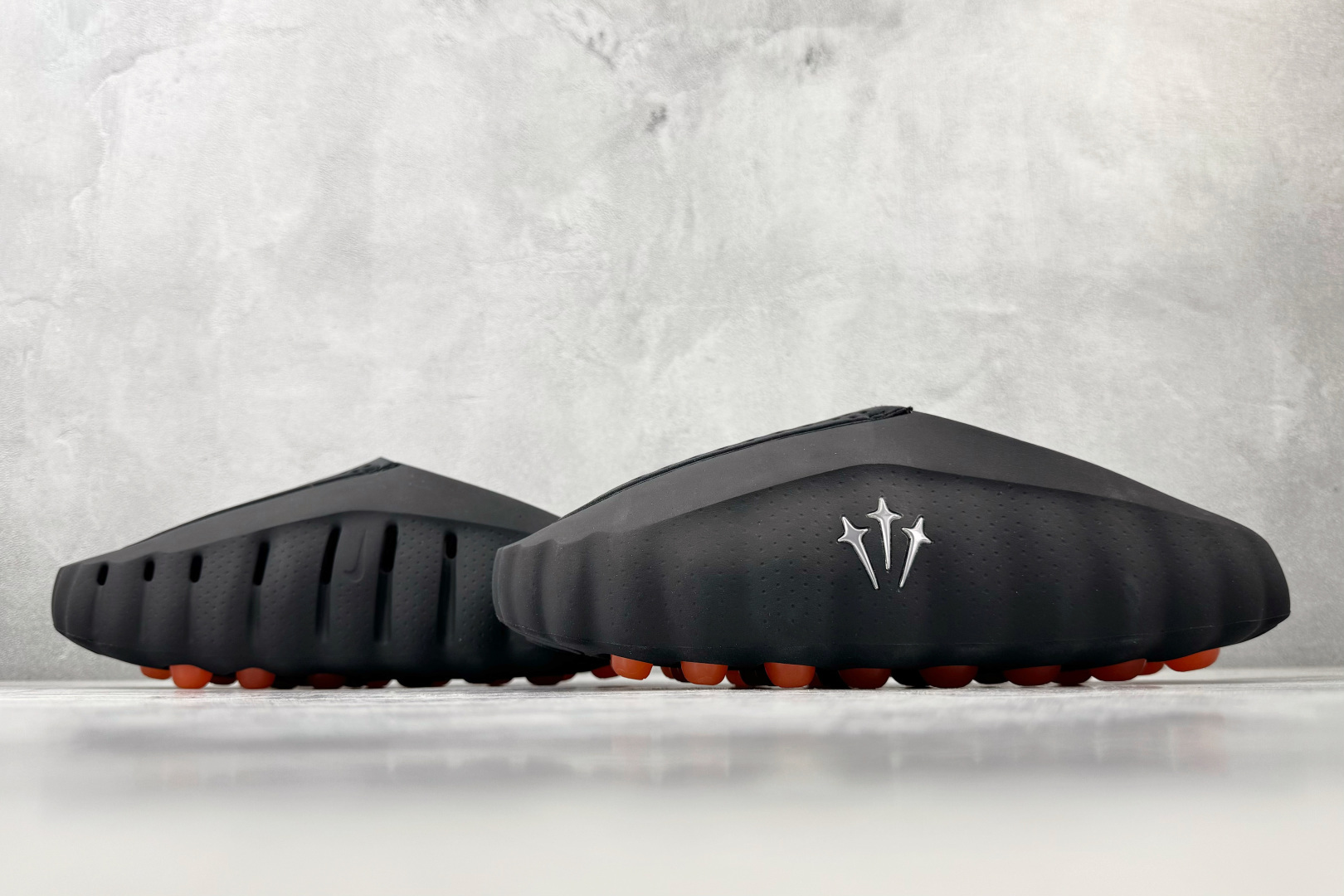 N版 东南亚订单 Nike Mind 001 黑橙 货号：HY5028-101 尺码：40 40.5 41 42 42.