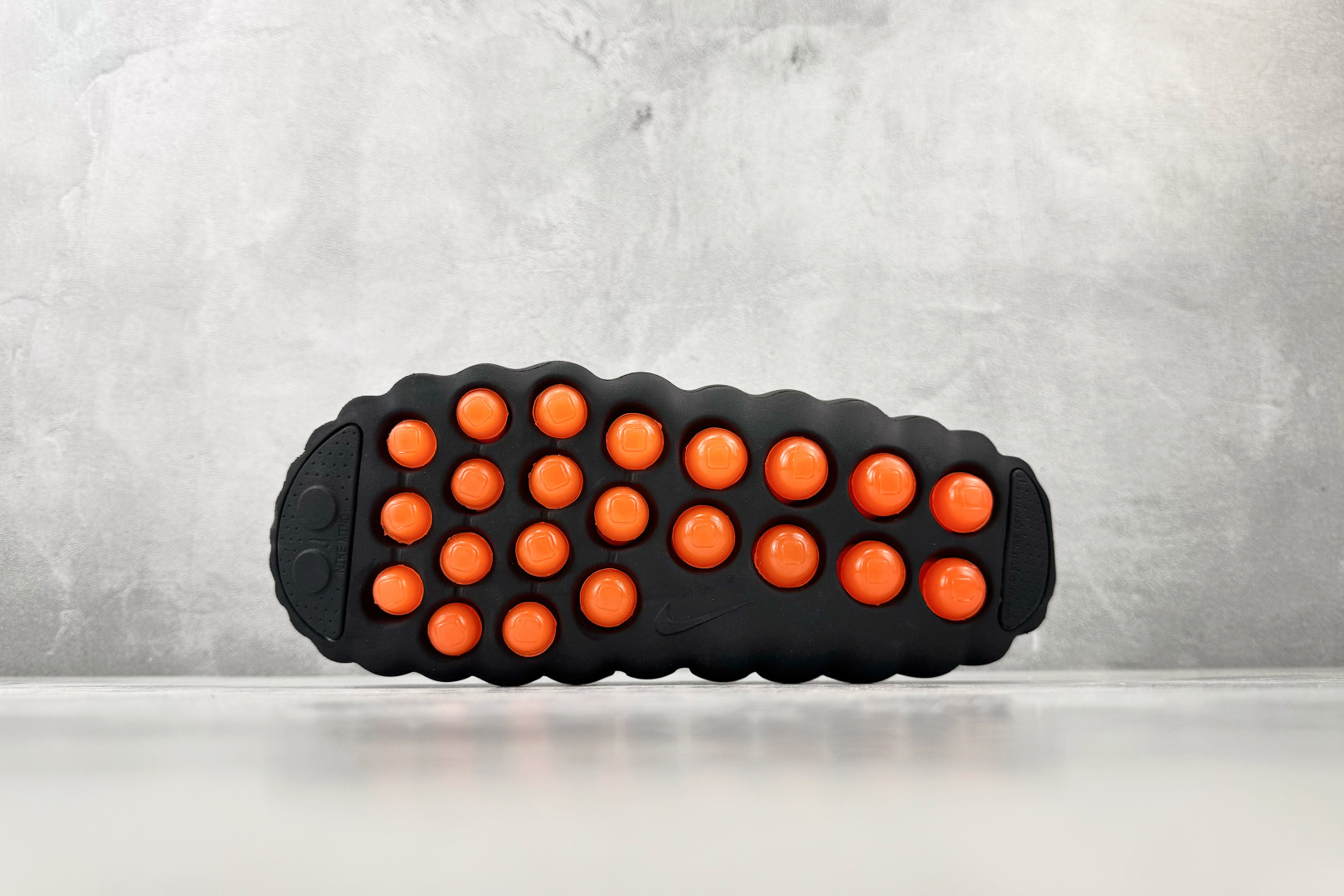 N版 东南亚订单 Nike Mind 001 黑橙 货号：HY5028-101 尺码：40 40.5 41 42 42.