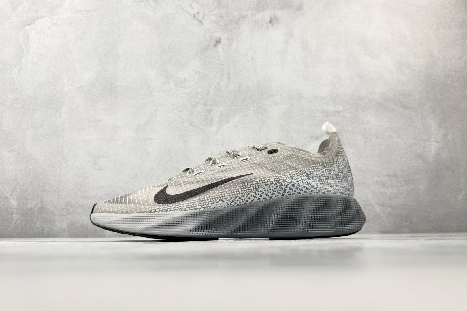 NO:953784,ST local Nike AVA19860909ST 本地 Nike AVA X 灰色 货号HM9697-001 尺码40 40.5 41 42 42.5 43 44 44.5 45 编码28,,Men's shoes
