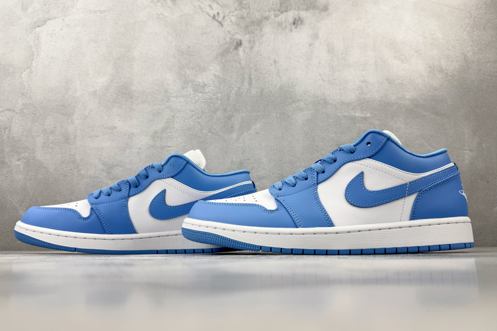 Mok Jordan Air Jordan 1 university blue 大学蓝 货号:AO9944-441 尺码 Mok Jordan Air Jordan 1 university blue 大学蓝 货号:AO9944-441 尺码