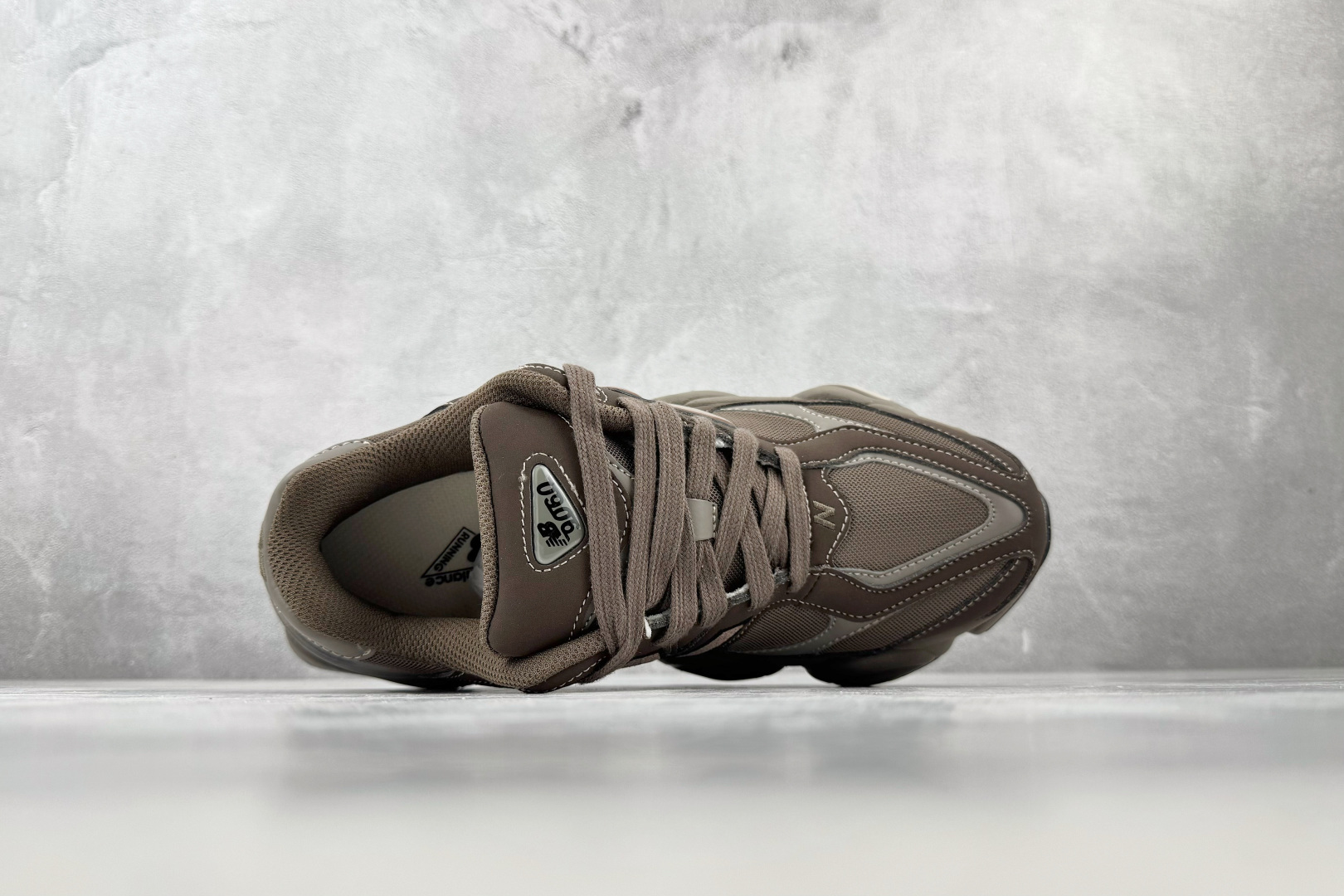 M版 纯原标杆 品质无敌 New Balance NB 9060 棕色 货号:U 尺码:36 36.5 37.5 38 M版 纯原标杆 品质无敌 New Balance NB 9060 棕色 货号:U 尺码:36 36.5 37.5 38