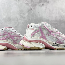 FK Balenciaga巴黎世家 Runner 白粉 货号: W3RB3 9059 尺码:35 36 37 38 39 FK Balenciaga巴黎世家 Runner 白粉 货号: W3RB3 9059 尺码:35 36 37 38 39