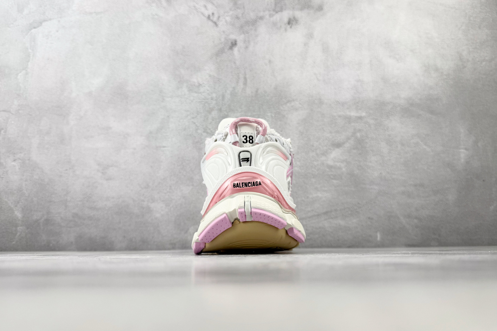 FK Balenciaga巴黎世家 Runner 白粉 货号: W3RB3 9059 尺码:35 36 37 38 39 FK Balenciaga巴黎世家 Runner 白粉 货号: W3RB3 9059 尺码:35 36 37 38 39