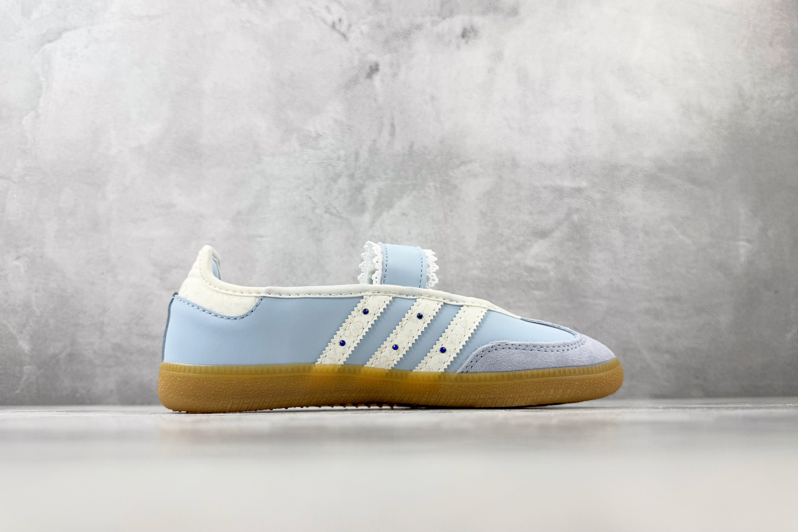 R 版出口订单 adidas originals Samba Jane summer glow 蓝色 货号：LA5345