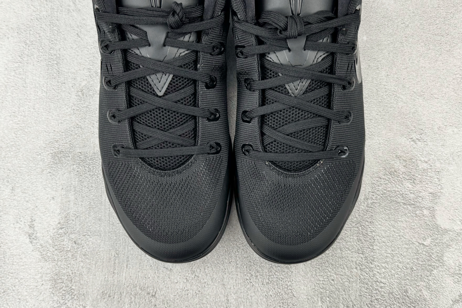 S2 Nike Kobe 9 Elite 黑色 货号:IH5095-002 尺码:40.5 41 42 42.5 43 S2 Nike Kobe 9 Elite 黑色 货号:IH5095-002 尺码:40.5 41 42 42.5 43
