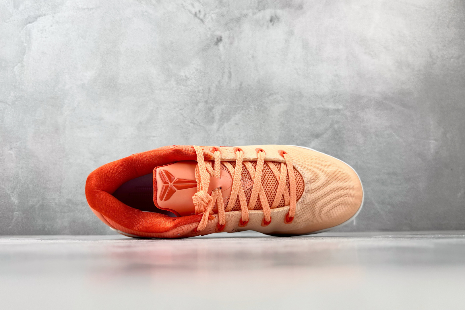 S2 Nike Kobe 9 Elite EM Protro WNBA 橙色 货号:IM6119-800 尺码:40.5 S2 Nike Kobe 9 Elite EM Protro WNBA 橙色 货号:IM6119-800 尺码:40.5