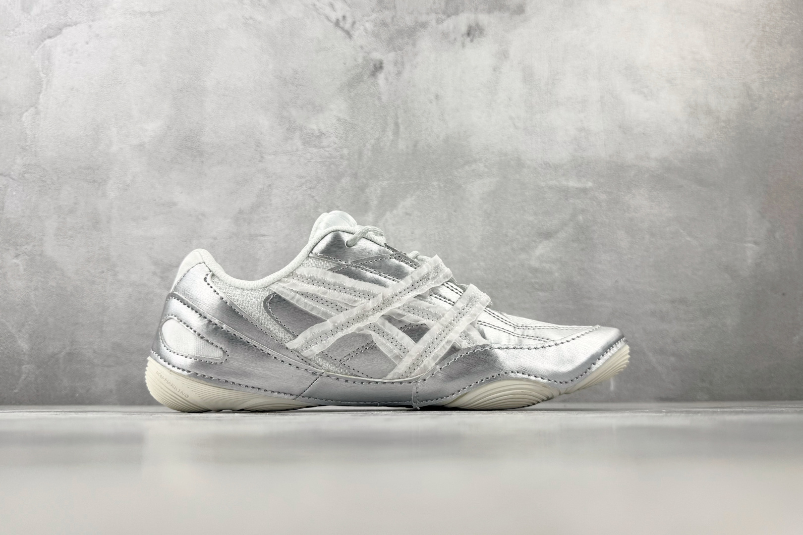 HX ASICS × empty behavior Hypersync 联名款 银灰色 货号：1203B146-100 