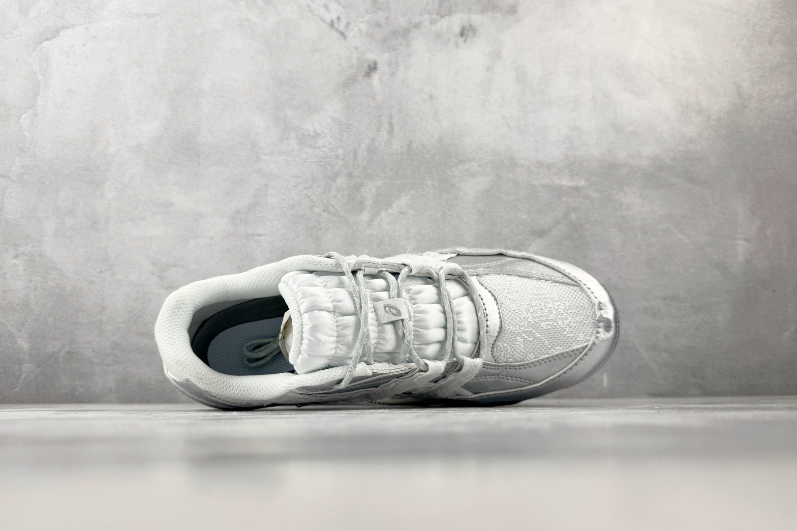 HX ASICS × empty behavior Hypersync 联名款 银灰色 货号：1203B146-100 