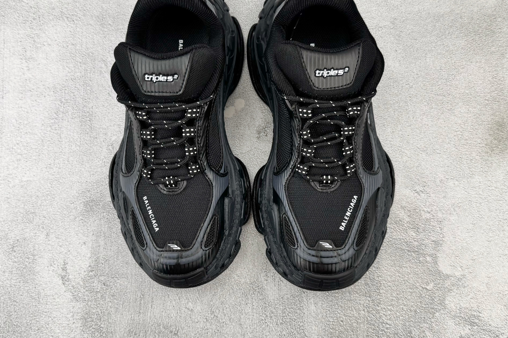 FK Balenciaga巴黎世家 Triple S .2 黑色拼深灰色 货号：WTRS21011 尺码：35 36 3