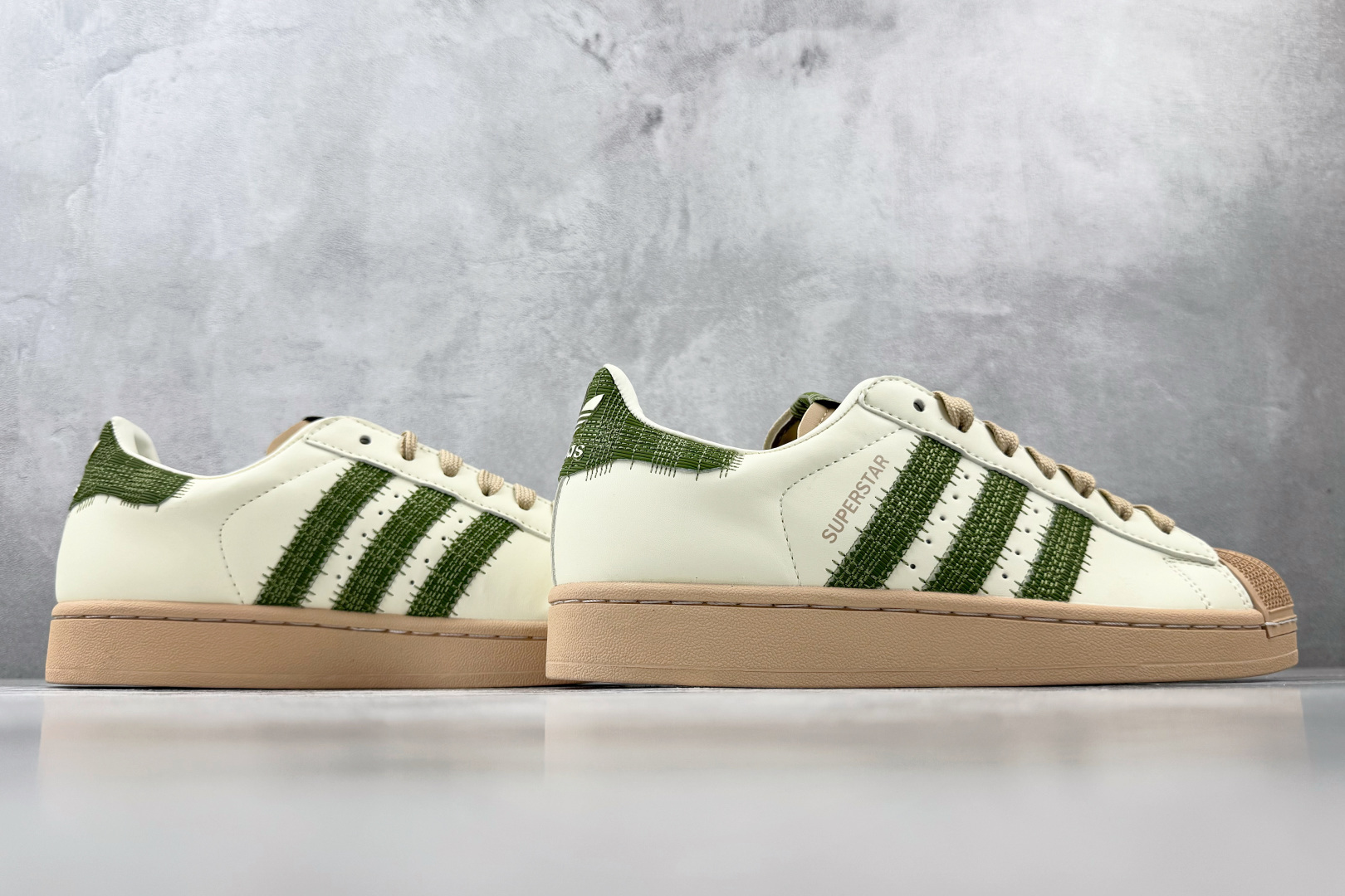 XP/H11 平台专供 adidas originals Superstar 2 米色 货号: KJ3967 尺码：35