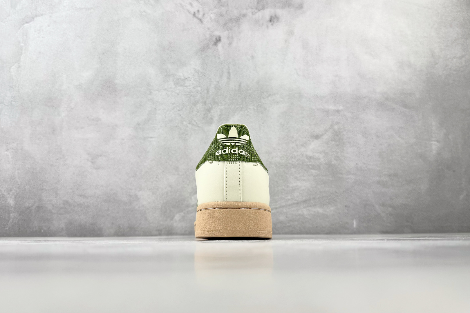 XP/H11 平台专供 adidas originals Superstar 2 米色 货号: KJ3967 尺码：35