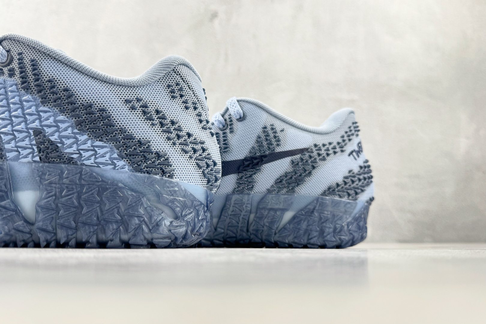 OX Nike Ja 3 莫兰特三代 EP蓝色 货号:HF2794-400 尺码:40 40.5 41 42 42.5 OX Nike Ja 3 莫兰特三代 EP蓝色 货号:HF2794-400 尺码:40 40.5 41 42 42.5