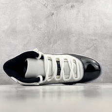 OV Jordan Air Jordan 11 concord OG 黑白 货号:-100 尺码:40 40.5 41 OV Jordan Air Jordan 11 concord OG 黑白 货号:-100 尺码:40 40.5 41