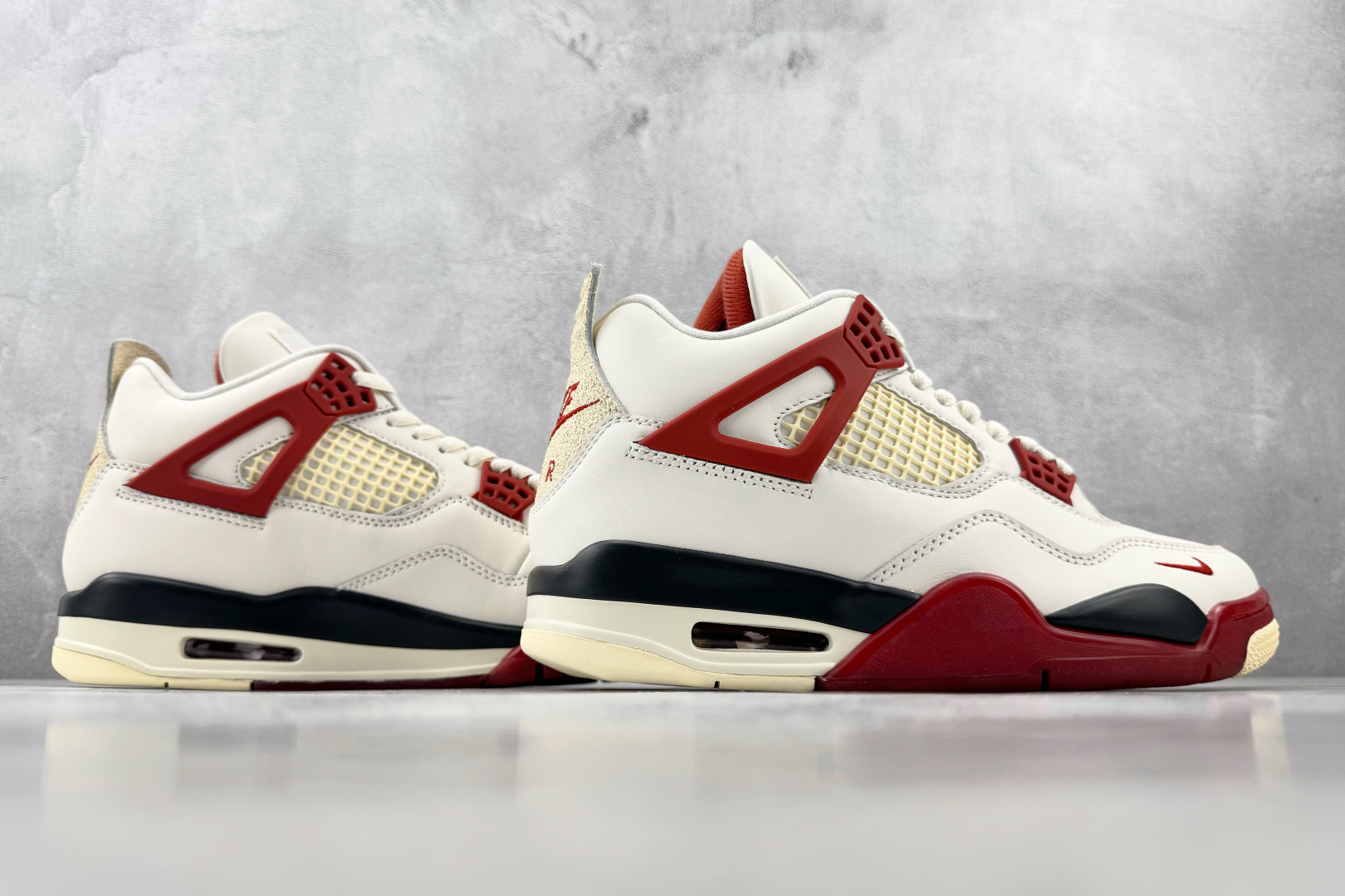 OV Jordan × Nigel Sylvester Air Jordan 4 联名"Brick After Bric