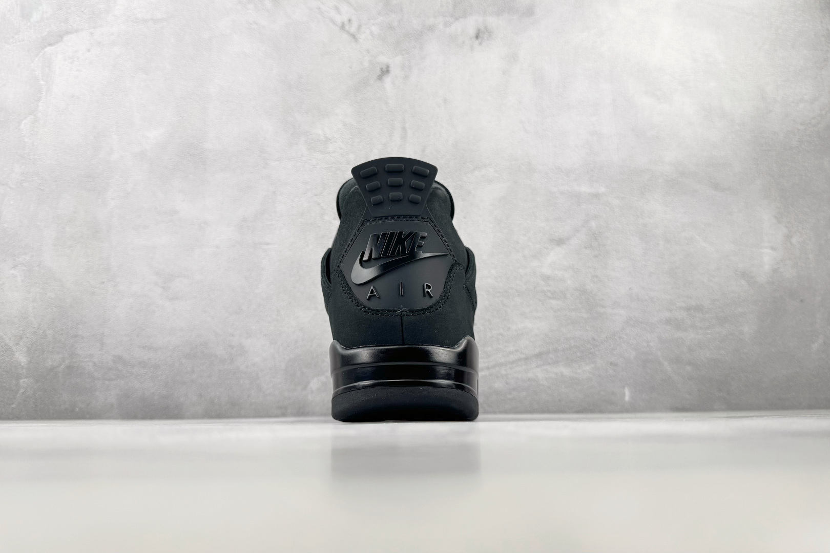 OV Jordan Air Jordan 4 新黑猫 黑色 货号:FV5029 0101 尺码:40 40.5 41 4 OV Jordan Air Jordan 4 新黑猫 黑色 货号:FV5029 0101 尺码:40 40.5 41 4