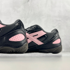 F 版 ASICS Hypersync 黑粉 货号:1203A879-400 尺码:36 36.5 37 38.5 3 F 版 ASICS Hypersync 黑粉 货号:1203A879-400 尺码:36 36.5 37 38.5 3