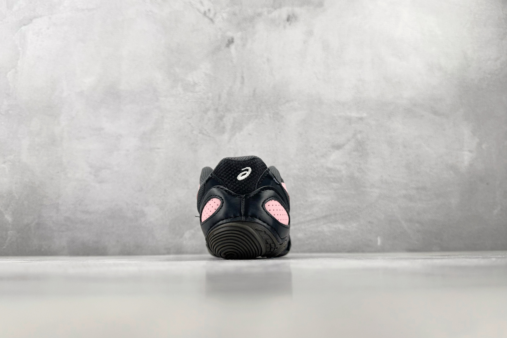 F 版 ASICS Hypersync 黑粉 货号:1203A879-400 尺码:36 36.5 37 38.5 3 F 版 ASICS Hypersync 黑粉 货号:1203A879-400 尺码:36 36.5 37 38.5 3