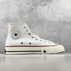 H 版 Converse CHUCK 70 X 致敬元年 白色 • 鞋头侧边实心黑五角星 • 鞋侧圆形皮标+后跟三星标: H 版 Converse CHUCK 70 X 致敬元年 白色 • 鞋头侧边实心黑五角星 • 鞋侧圆形皮标+后跟三星标: