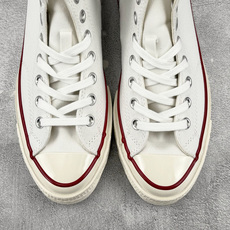 H 版 Converse CHUCK 70 X 致敬元年 白色 • 鞋头侧边实心黑五角星 • 鞋侧圆形皮标+后跟三星标: H 版 Converse CHUCK 70 X 致敬元年 白色 • 鞋头侧边实心黑五角星 • 鞋侧圆形皮标+后跟三星标: