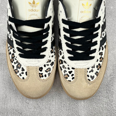 R 版出口订单 adidas originals SAMBA OG 米白色 货号:KK2535 尺码:35.5 36 3 R 版出口订单 adidas originals SAMBA OG 米白色 货号:KK2535 尺码:35.5 36 3