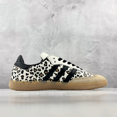 R 版出口订单 adidas originals SAMBA OG 米白色 货号:KK2535 尺码:35.5 36 3 R 版出口订单 adidas originals SAMBA OG 米白色 货号:KK2535 尺码:35.5 36 3