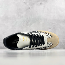 R 版出口订单 adidas originals SAMBA OG 米白色 货号:KK2535 尺码:35.5 36 3 R 版出口订单 adidas originals SAMBA OG 米白色 货号:KK2535 尺码:35.5 36 3