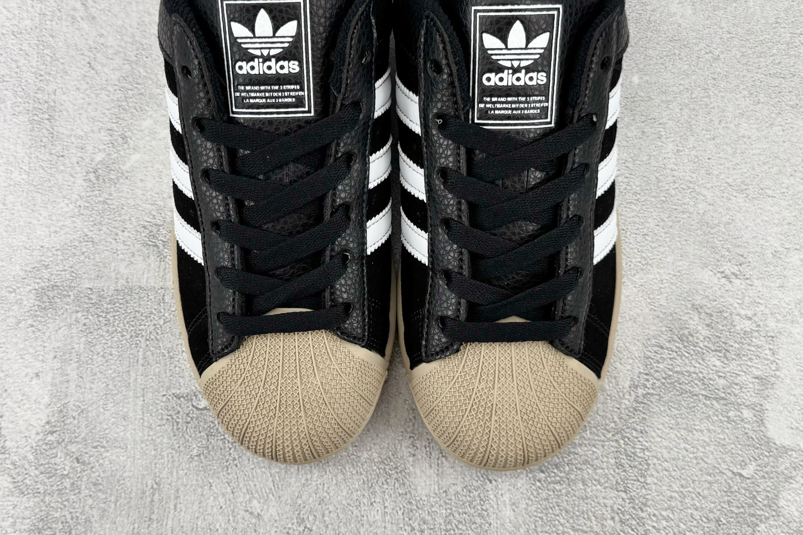 DH adidas originals Superstar 2 黑色 货号:KJ9948 尺码:35.5 36 36.5 DH adidas originals Superstar 2 黑色 货号:KJ9948 尺码:35.5 36 36.5
