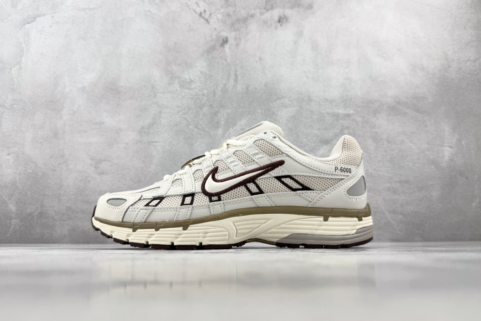HN Nike P-6000 褐绿 货号:HF0728 201 尺码:36 36.5 37 38.5 39 40 40. HN Nike P-6000 褐绿 货号:HF0728 201 尺码:36 36.5 37 38.5 39 40 40.