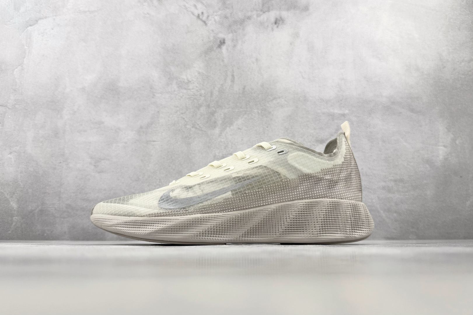 ST Nike AVA X 灰褐色 货号：HM9697-101 尺码：40 40.5 41 42 42.5 43 44 