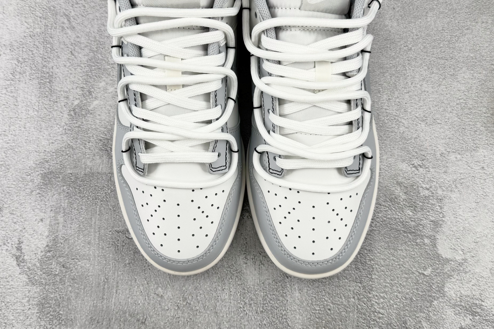 YC Nike Dunk Low 匿光之羽 货号：WG0418 182 尺码：35.5 36 36.5 37.5 38 
