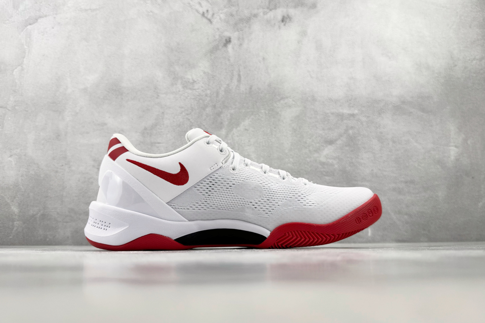 GX 顶级纯原 完美复刻 Nike Kobe 8 Protro TB 白红 货号：HM6469-101 尺码：40 40